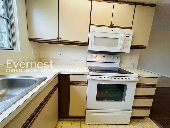 107 Prosperity Ave SE — Photo 4