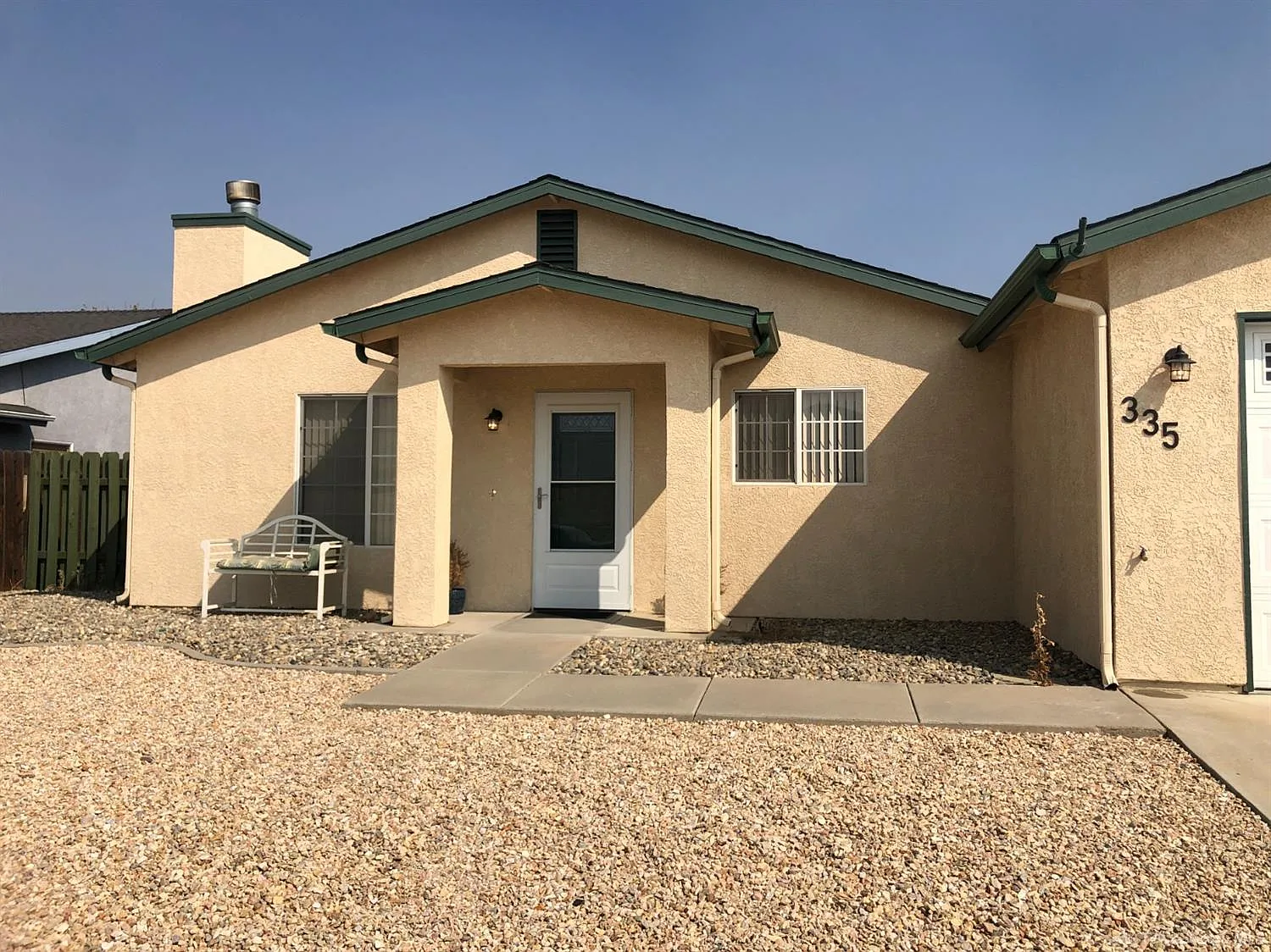 335 Holly Dr photo 1