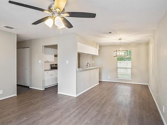 5th image of 301 Milam St