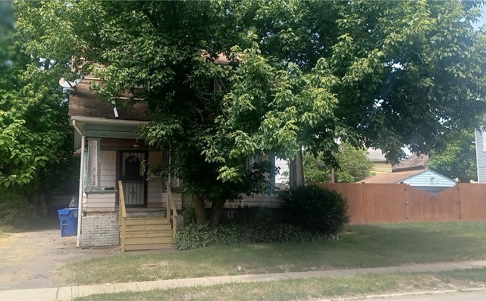 1st image of 11409 Thornwood Ave
