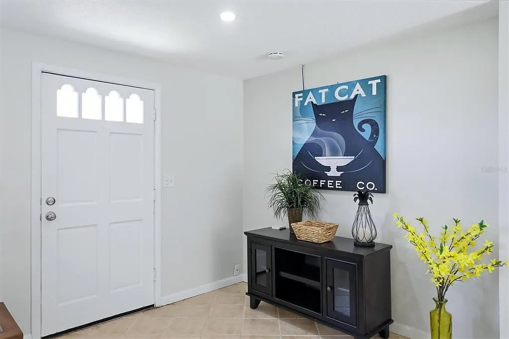 2 bed, 2.0 bath, 1200 sqft, $3,800 — Photo 4