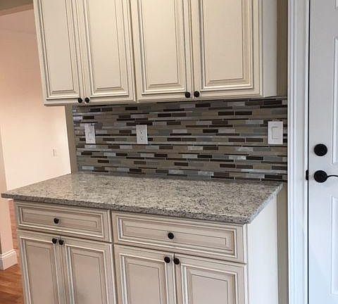 4th image of 8 Keene St #70