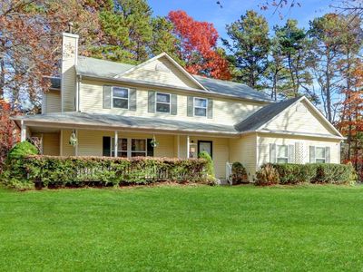 153 Natures Lane, Miller Place, NY, 11764