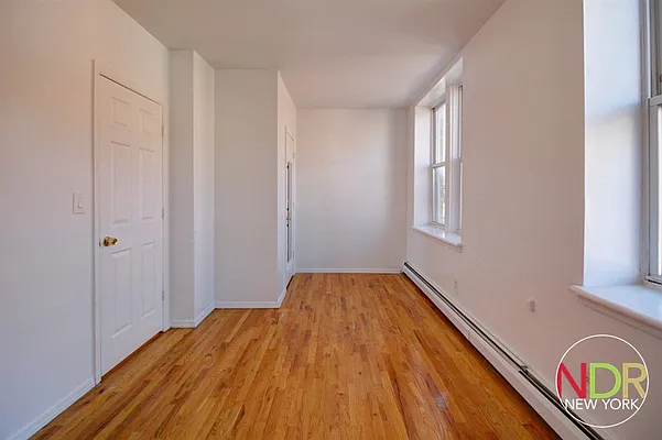 Rented by Next Door Realty NYC | media 30