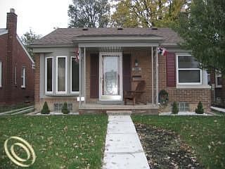 1st image of 1089 18th St