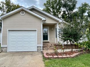 317 Kendale Ct, Bowling Green, KY 42103