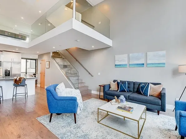 4067 Albatross St, San Diego, CA 92103
