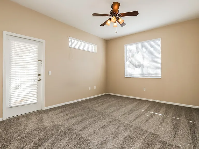 1253 Millbrook Cir — Photo 9