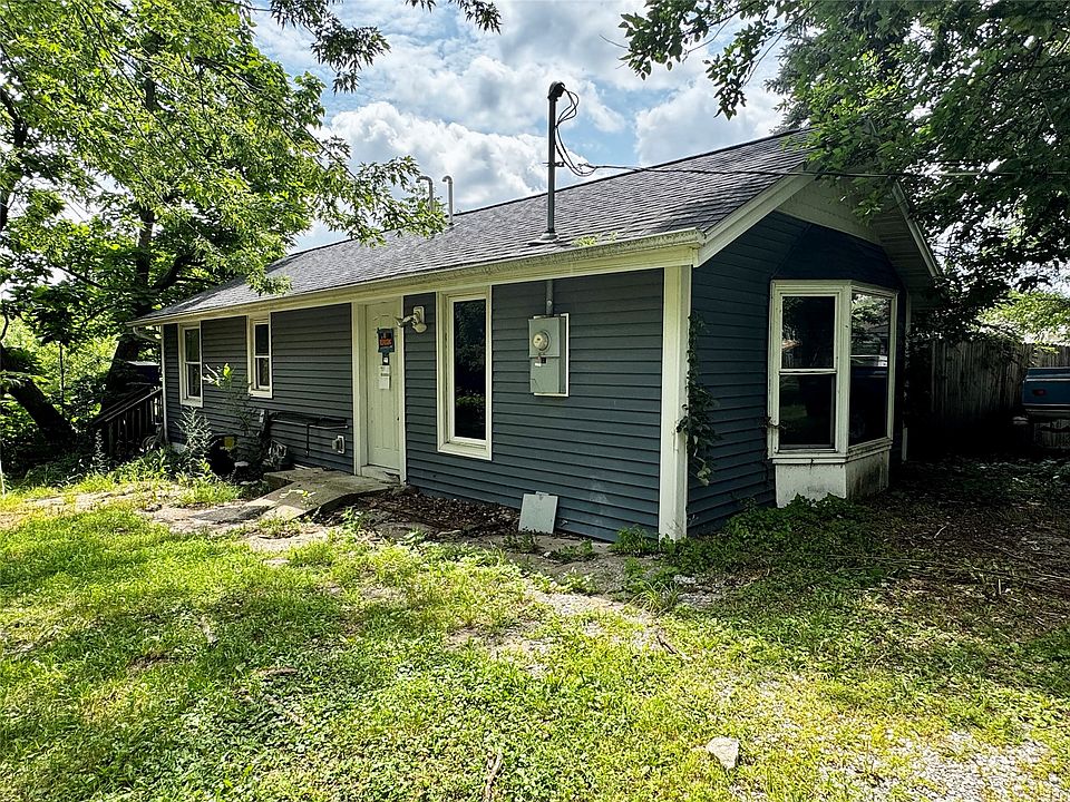 1st image of 4227 E Sheridan Ave