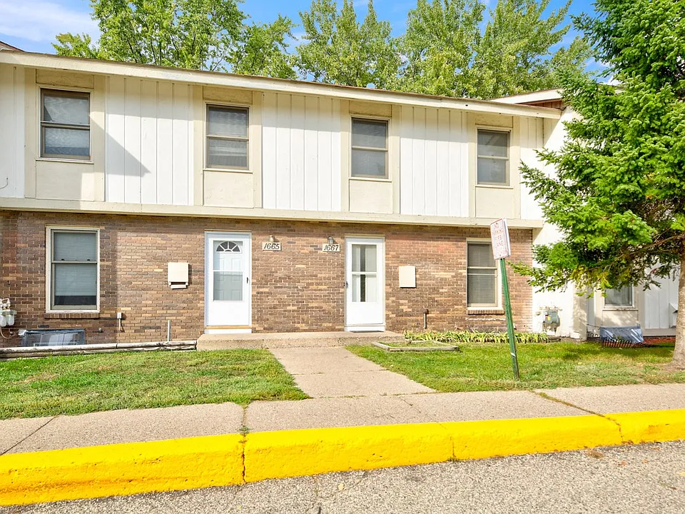 Rice Creek Townhouses