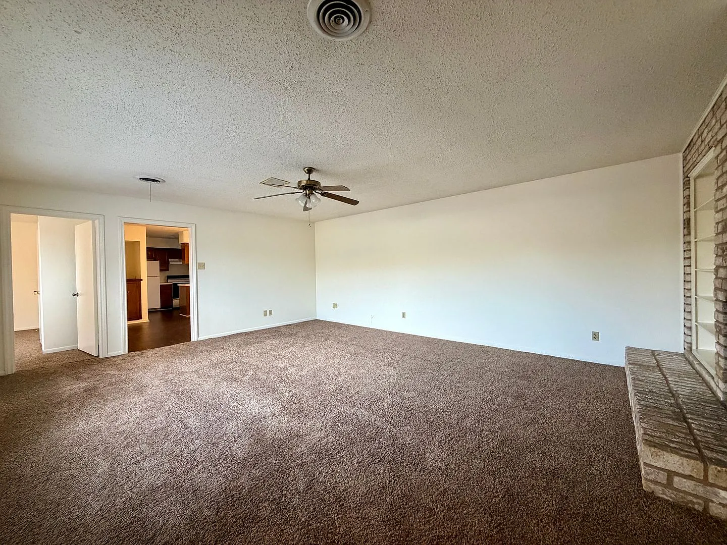 Duplex — Photo 3