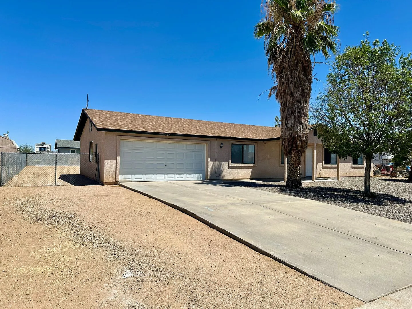 Great, 3 bedroom, 2 bathroom home in a quiet neighborhood. — Photo 2