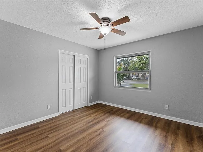 2441 S Mills Ave — Photo 8