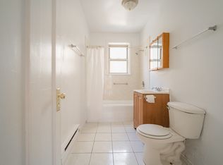 2436-42 W. Rosemont, Chicago, IL 60659