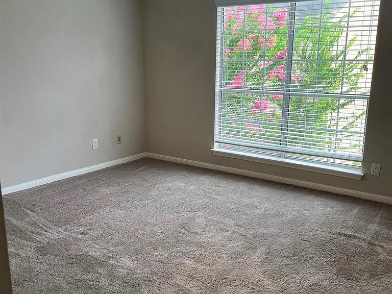 6111 Beverly Hill St #35 — Photo 9