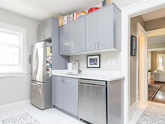 5th image of 1546 Lauderdale Ave