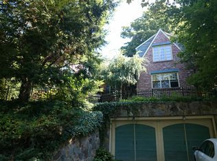 85 Walnut Hill Rd, Brookline, MA 02467