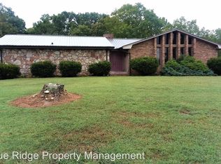 154 Ridge Haven Dr, Surgoinsville, TN 37873