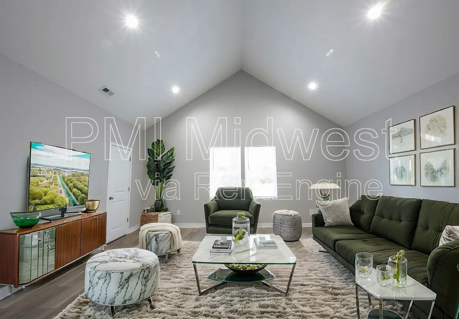3 bed, 2.0 bath, 1250 sqft, $1,529 — Photo 3