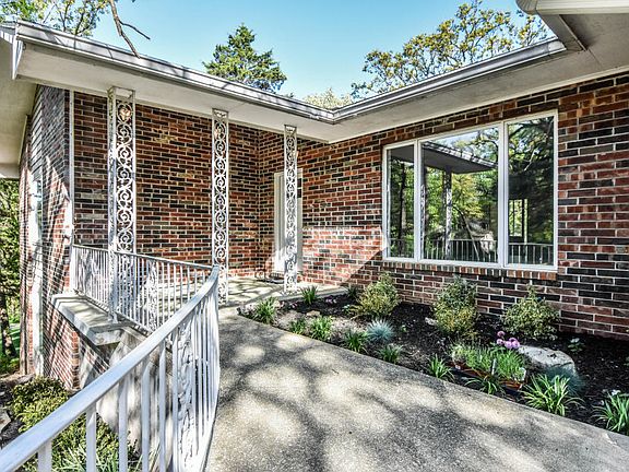 5th image of 2006 Daisy Ln