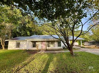 46113 Sunset Dr, Bay Minette, AL 36507