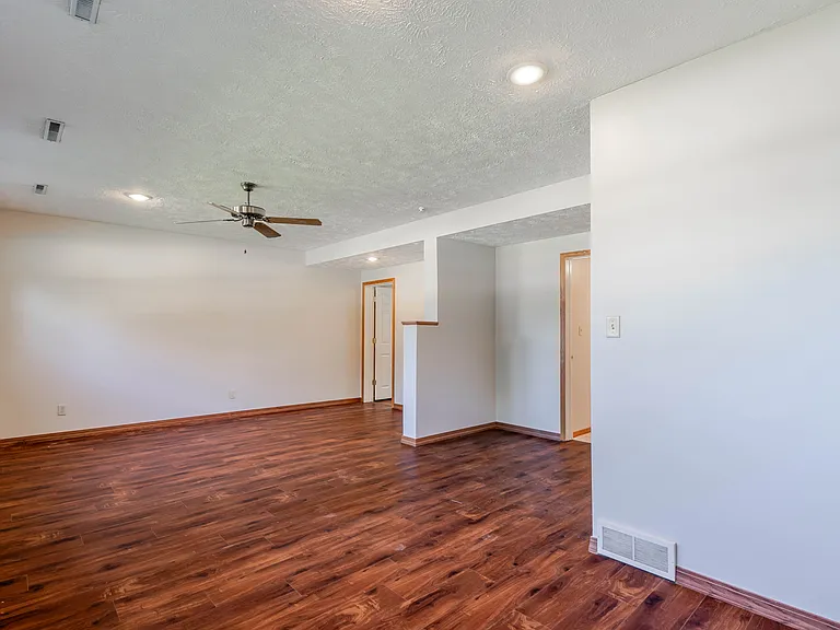 108 Riss Dr — Photo 15