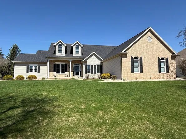522 E Tallgrass Dr, Appleton, WI 54913