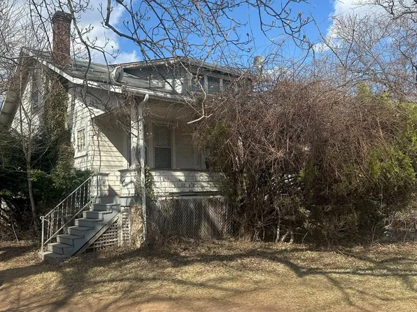 4632 Old Court Rd, Baltimore, MD 21208