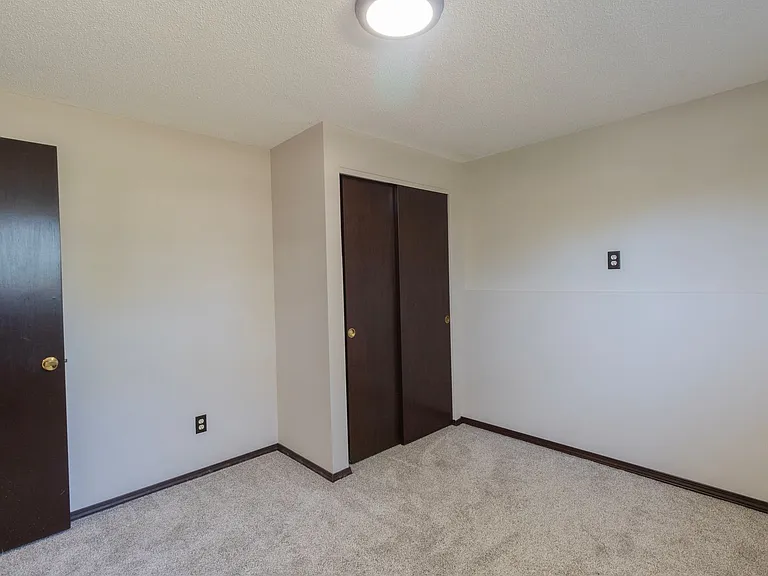 6581 S Gateway Blvd — Photo 19
