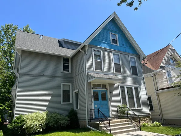 705 Orton Ct APT 5, Madison, WI 53703