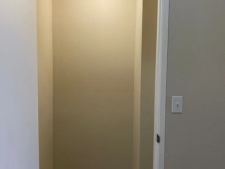 de Tolosa Ranch Apartments — Photo 44
