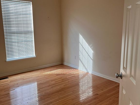 4th image of 1158 Carnoustie Cir