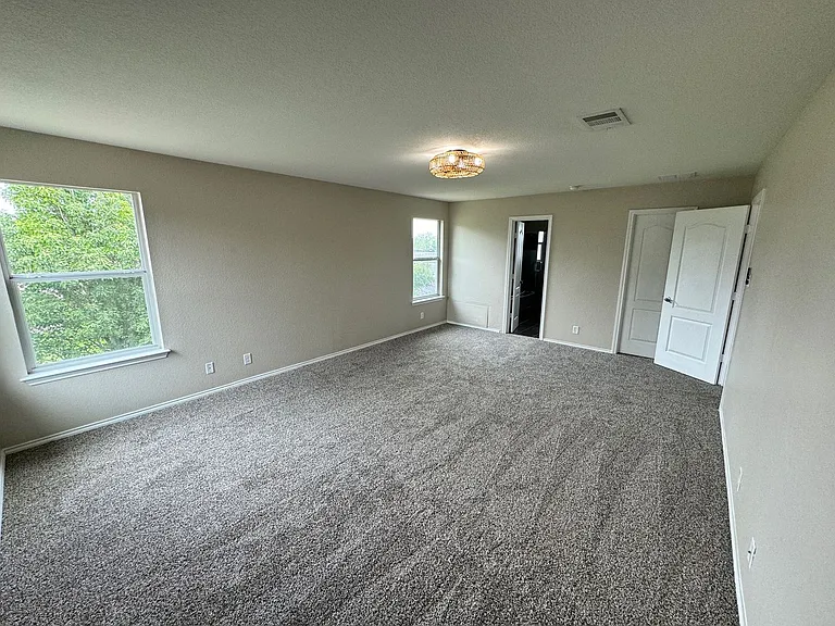 349 Tower Dr — Photo 15