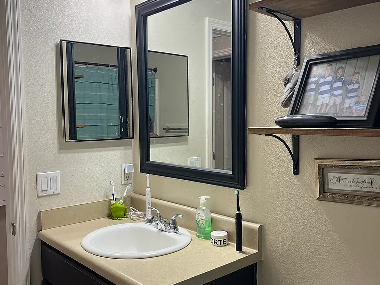 Plymouth Creek Cir — Photo 33