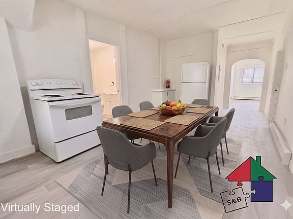 3rd image of 94 Malletts Bay Ave #1A