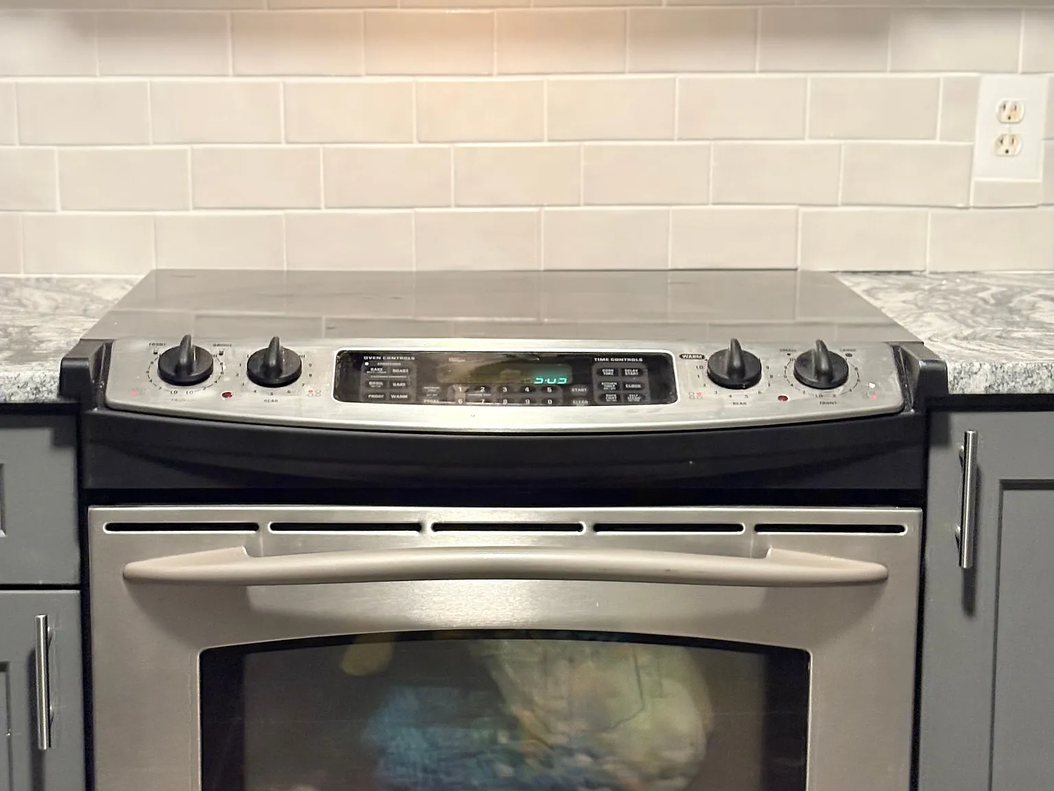3 bed, 2.0 bath, $2,400 — Photo 2