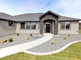 73605 Cameron Ln, Kennewick, WA 99338