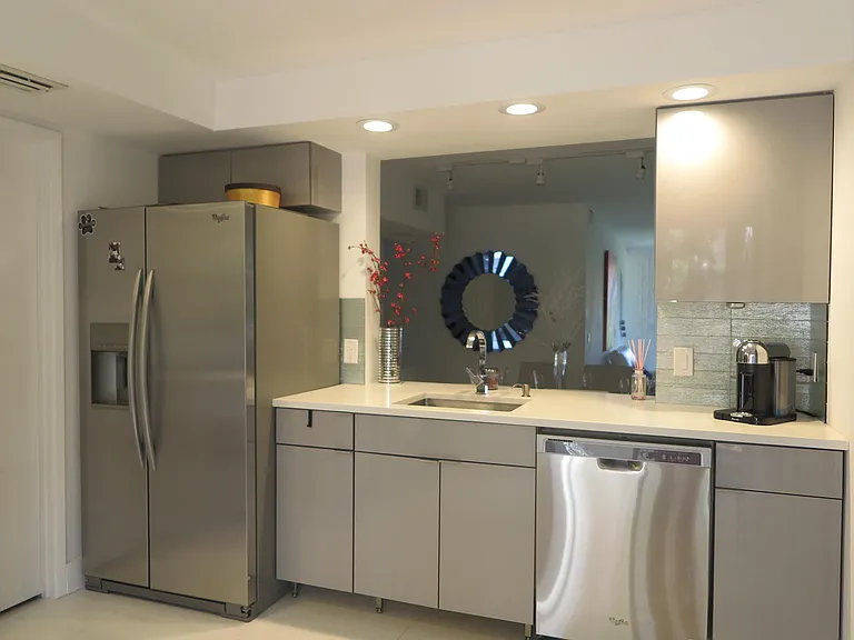 7875 La Mirada Dr — Photo 13