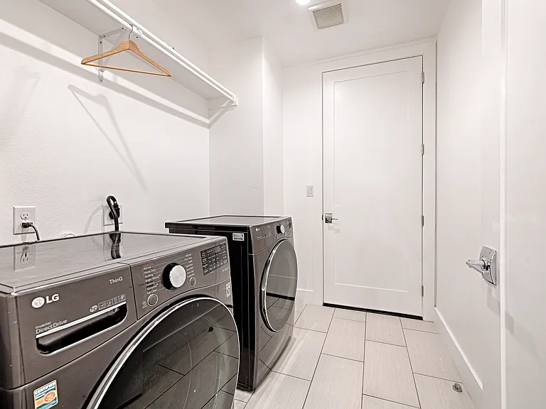 236 Melba St #101 — Photo 16