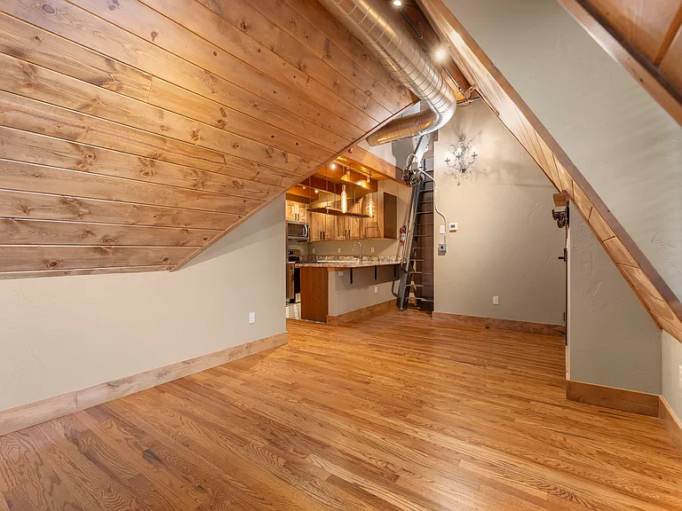 1128 N Grant St #301 — Photo 7