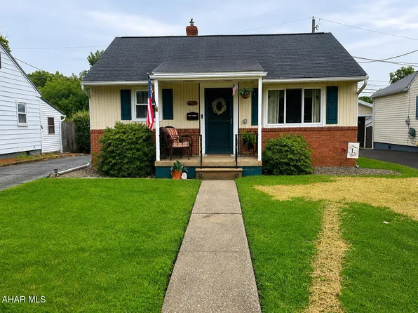 527 E 26th Ave, Altoona, PA 16601