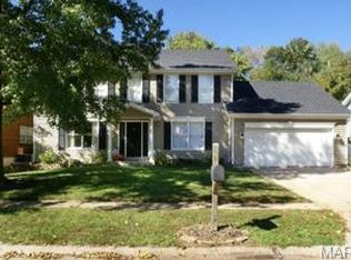 16439 Forest Pine Dr, Ballwin, MO