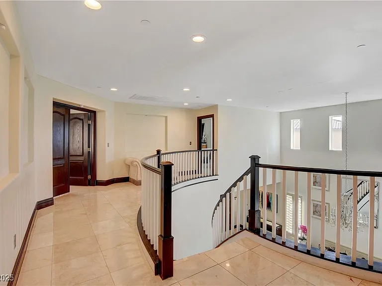 3541 Winter Wren St — Photo 30