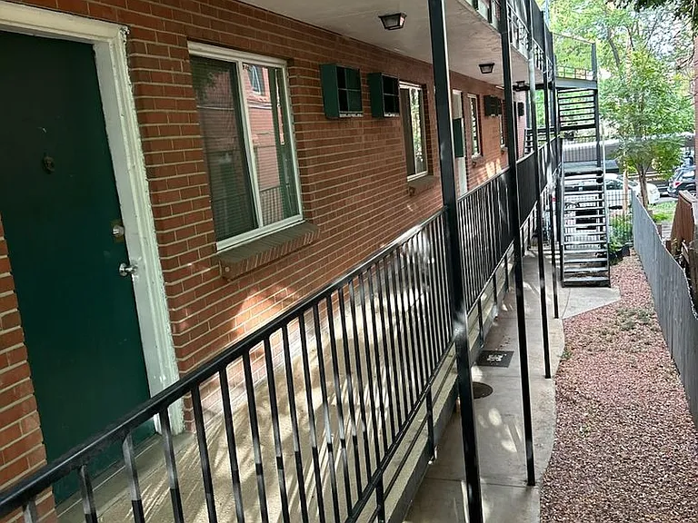 1455 N High St St Charles Apartments — Photo 26