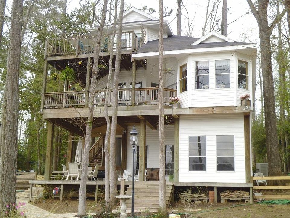 1st image of 382 Driftwood Dr