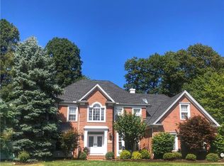 31644 Compass Cv, Avon Lake, OH 44012