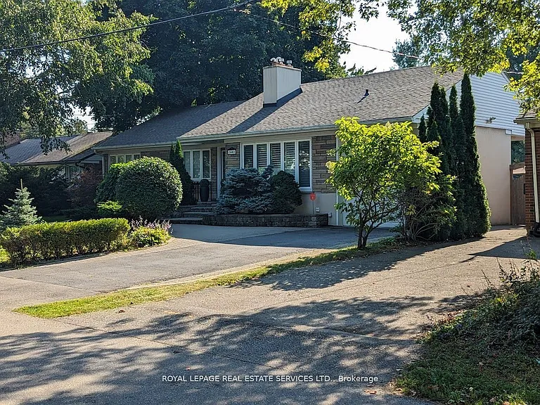1602 Lincolnshire Blvd — Photo 2