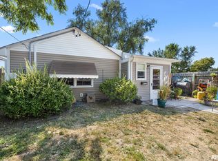 239 Elm St, East Peoria, IL 61611