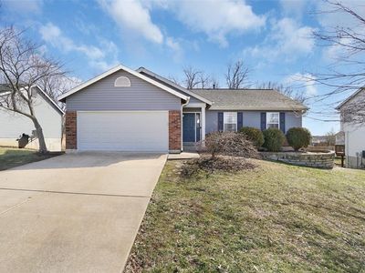 2062 Peine Forest Dr, Wentzville, MO, 63385