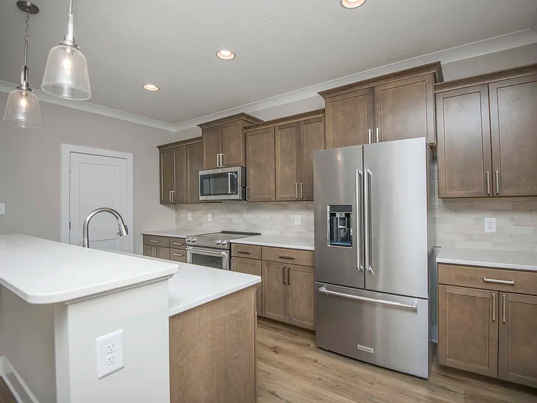 7230 Sassafras Way — Photo 5